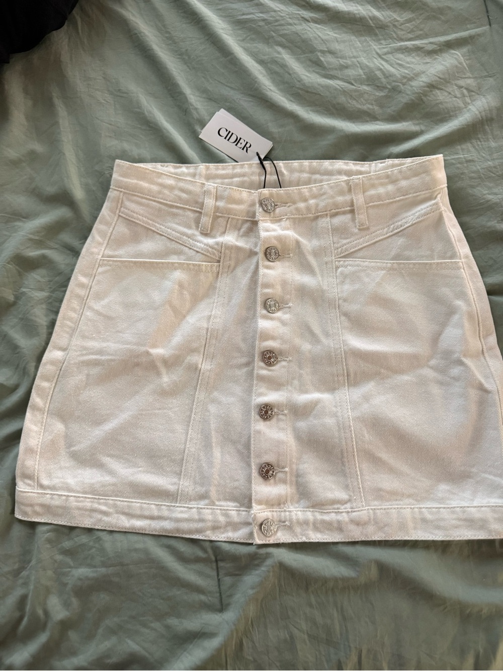 Cider White Button-Front A-Line Mini Skirt
